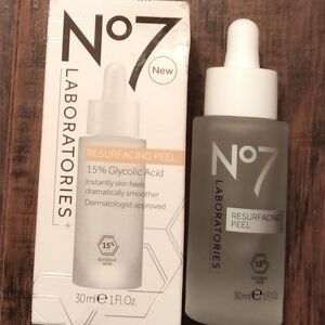 NEW No7 Laboratories Resurfacing Peel 15% Glycolic Acid